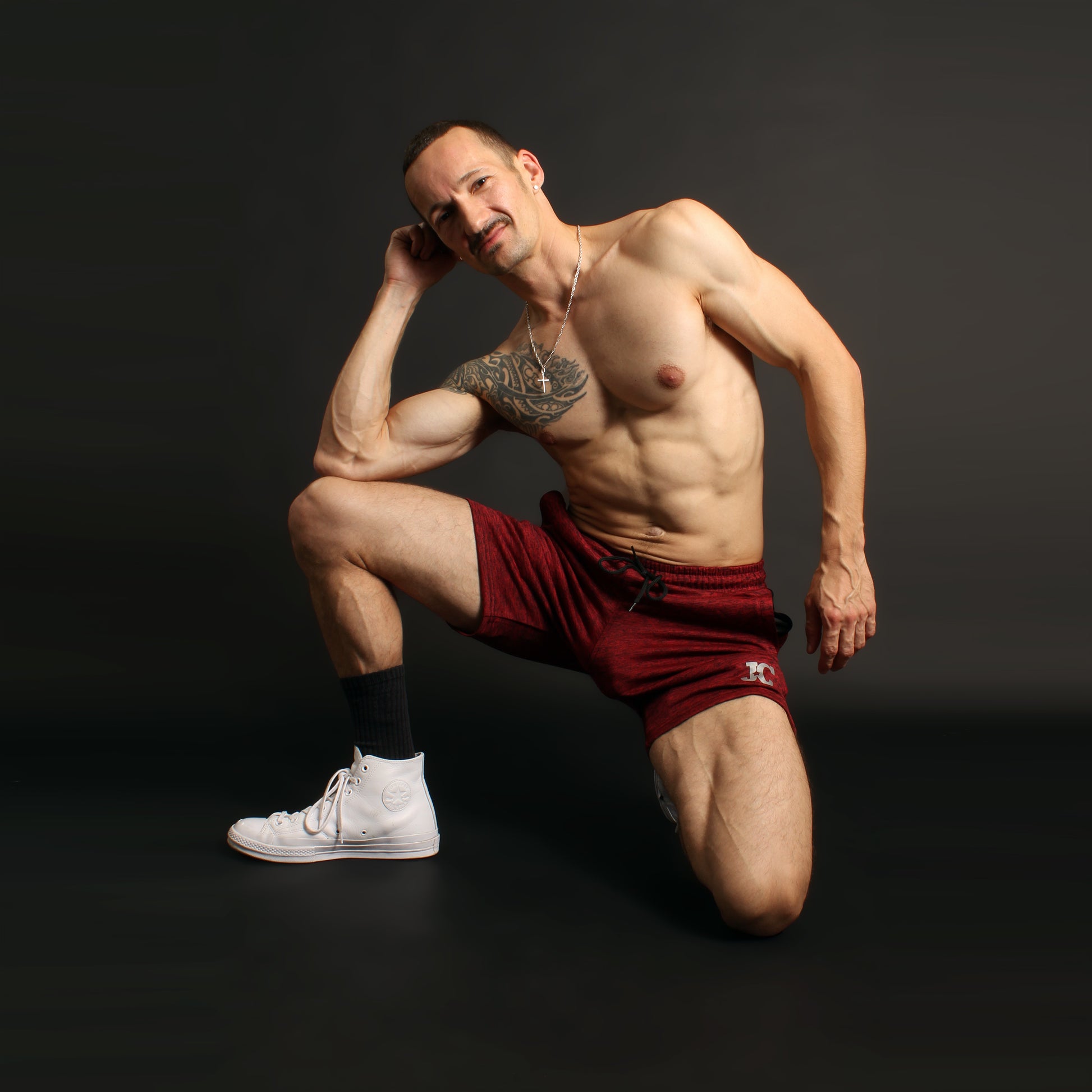 Contact Shorts (Heather Red)